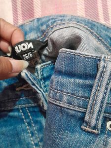 Nuon Jeans