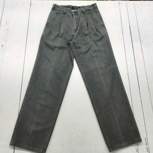 Stylist And Vintage Baggy Jeans