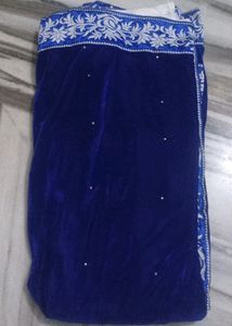 Women's Velvet And Net Combination Saree .