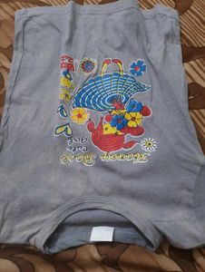 4 tshirts for girls