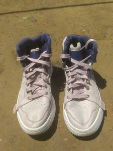 Stylish High-Top Sneaker Original Xtep Shoes