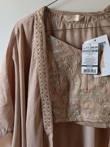 Embroidered Top With Shrug