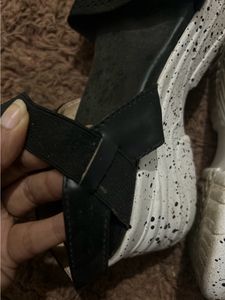 Zapatoz Heeled Shoes