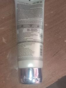 Ayouthveda Pearl Brightening Face Wash
