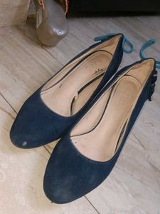 Heels With Bow