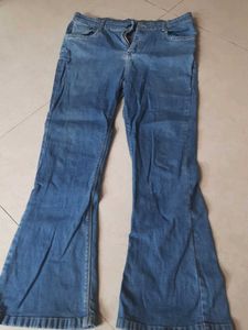Flare Jeans - Retro Style