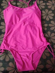 New Swimwear/Beachwear