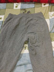 Boston City Travel Cropped Pants