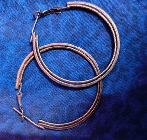EARING FOR WOMEN