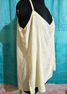 BOGO 🎁 Buy One Get 1🎁XXL Yellow Tank Top