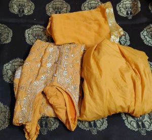 Embroidered Kurta set