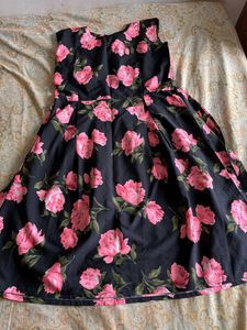 Floral Print Dress 🖤🌸