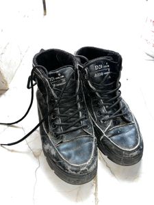 Used Women Boots