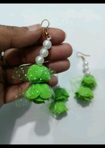 green earrings and mangtikka combo