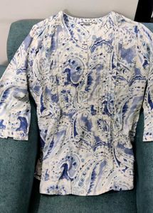 Blue And White Paisley Print Top, New Without Tag