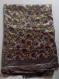 Beautiful Crepe Saree With Blouse