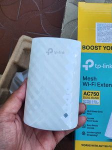 TP-Link RE200 AC750 Dual Band Wi-Fi Range Extender
