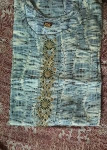 XXL Tie-Dye Embellished Kurti