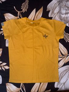yellow t-shirt