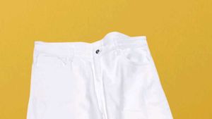 E@60 Size-32 Straight Jeans