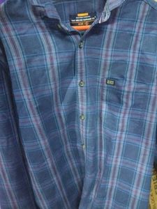 Men Full level Check Shirt (Size-L) Blue Casual .