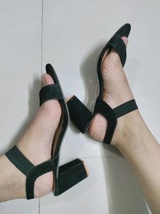 Black Heel