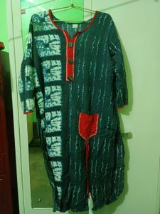 Navy Blue & red printed kurta ethnic batik