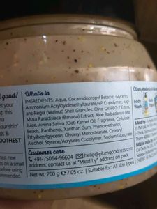 Plum BodyLovin&#39; Minions Scrub