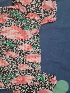 Full Hand Floral Print Top
