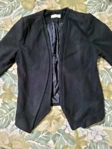 Trendy Black Crop Coat for Women