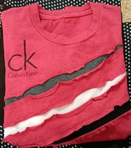Stylish Calvin Klein T- Shirt (Free Surprize Gift)