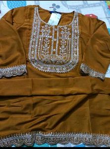 Beautiful Kurta Set With Tag