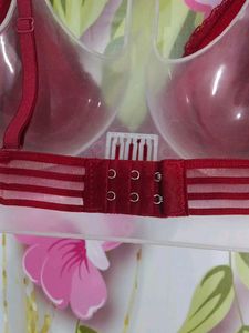 (200)Red Lace Bralette