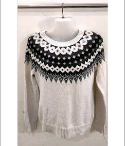 Stylish Patterned Pullover Sweater