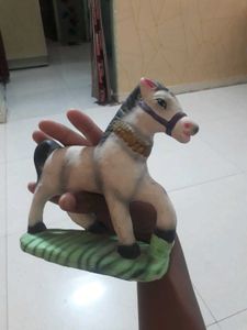 Horse Murti