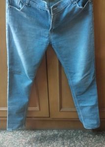 Light Wash Denim Jeans