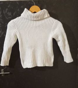 Girl&#39;s White Turtleneck Sweater