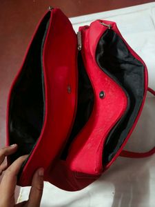 Red hot Vintage pinteresty bag