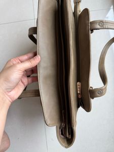 Soft Leather Stylish Handbag - Olive &amp; Gold