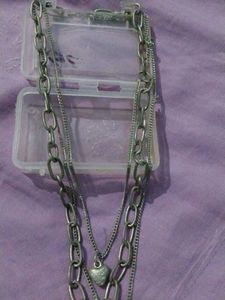 Lipstick Nd Get The Chain Free