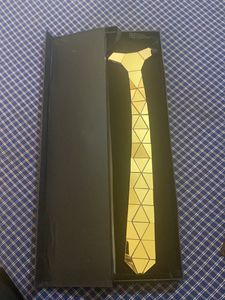 Hex Tie