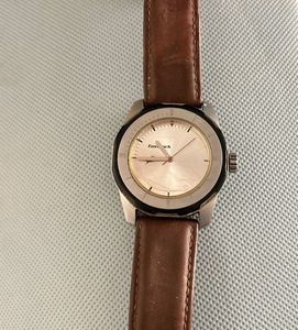 Fastrack Quartz Analog Silver Dial Leather Strap W