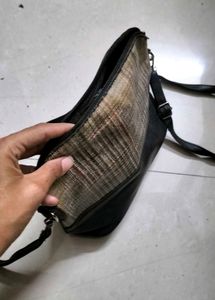Sling bag