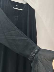 Dubai Abaya