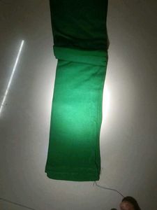 Green Embellished Dupatta And Leggings Set