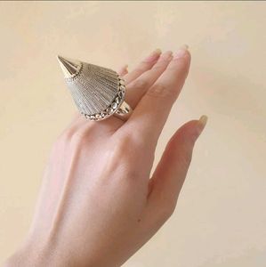Statement Ring