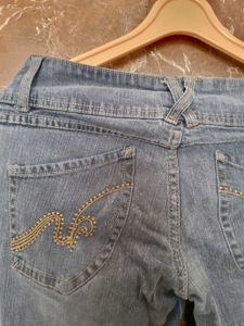 Low-Rise Vintage Jeans