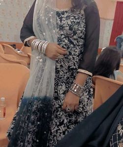 Elegant Blue Embroidered Salwar Kameez