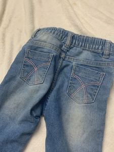 It’s Girls Top With Jean Pant