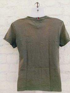 Authentic Tommy Hilfiger Casual T-shirt